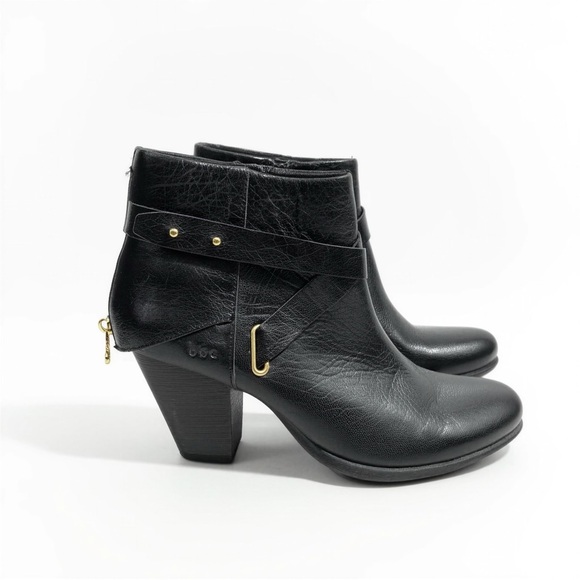 b.o.c. Shoes - BOC Richardson Black Leather Chunky Heel Ankle Boots with Gold Accents -- 8.5